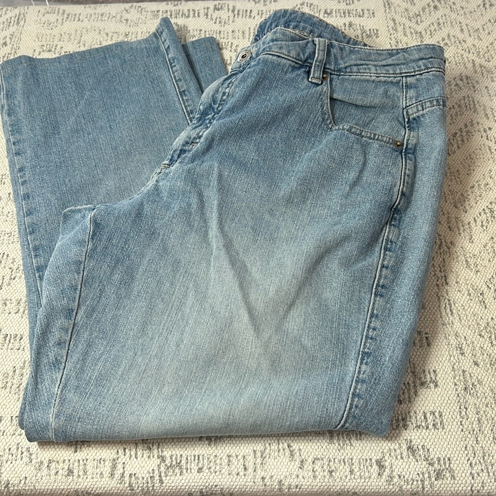 Lee Lt Blue Wash Jean Boot Cut Size 18